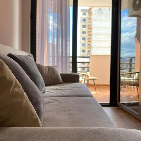 Central Bliss Apartament * Tirana